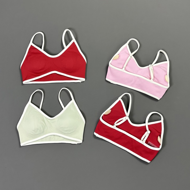 女性用コントラストラインヨガブラ Vネック ホワイトエッジ  - Yoga Và Fitness のレビューと価格