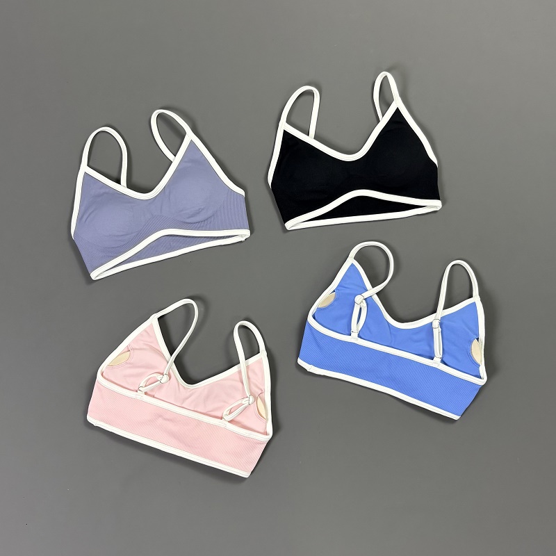 女性用コントラストラインヨガブラ Vネック ホワイトエッジ  - Yoga Và Fitness のレビューと価格